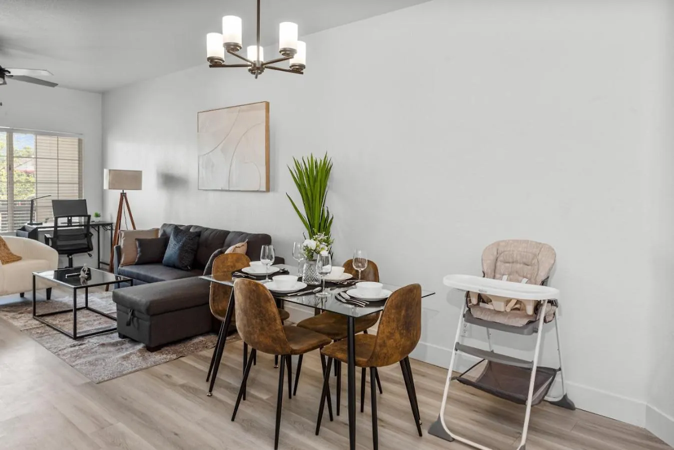 Comfy 2Br-Pool, Yoga Rm, Gym, Cabanas, Bbq,Prkng 斯科茨 公寓